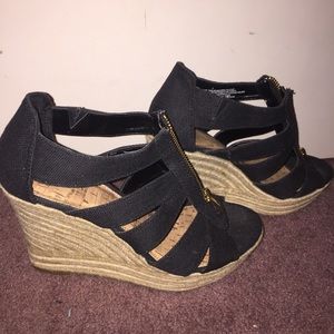 Merona Wedges Size 7